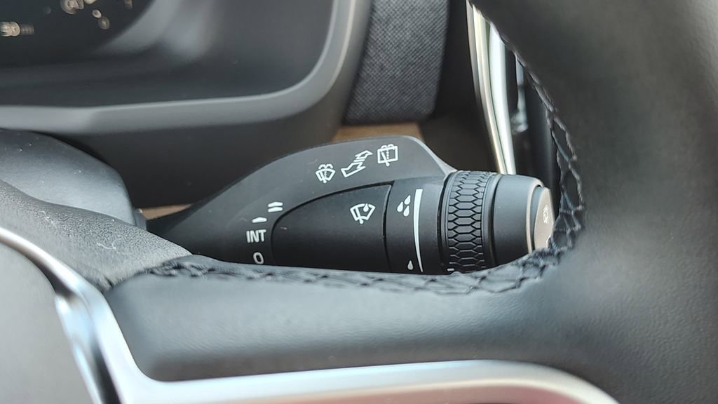 New 2026 Volvo XC90 B6 Plus image 16