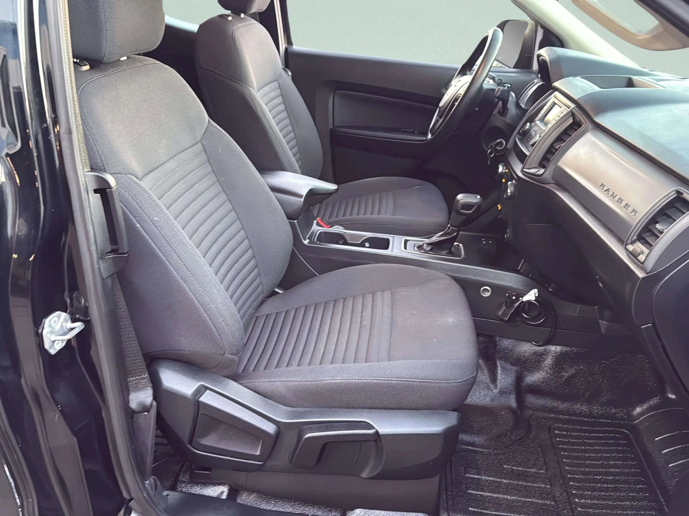 Used 2022 Ford Ranger XL image 14