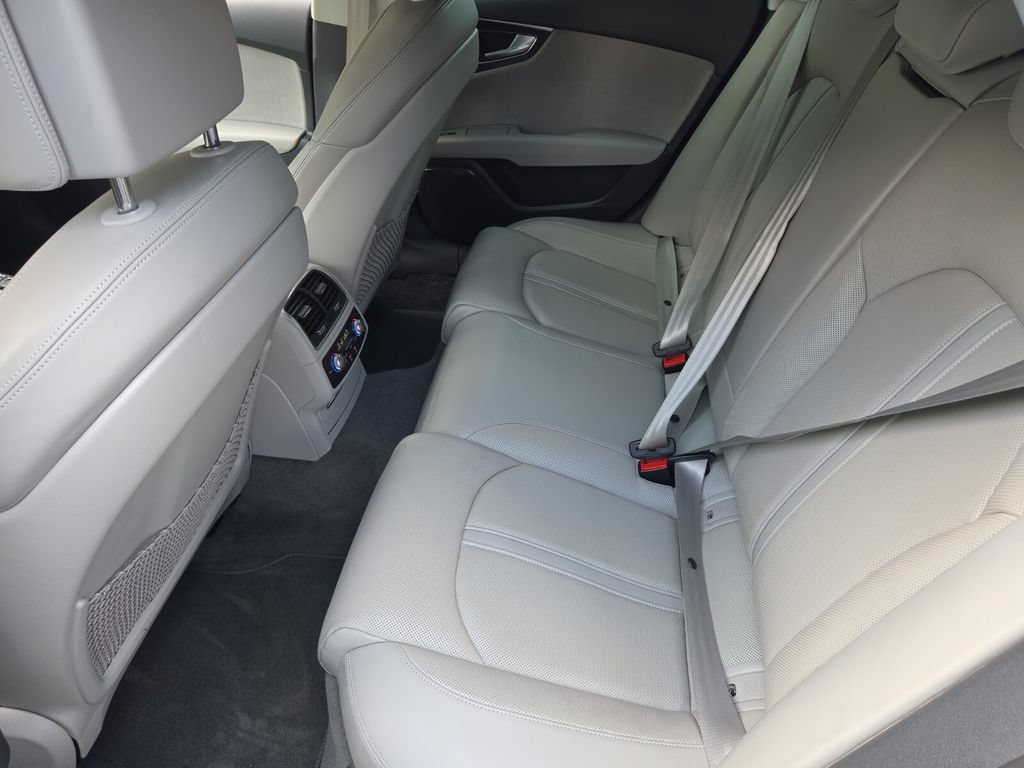 Used 2018 Audi A7 3.0T Premium Plus AWD/4WD image 12