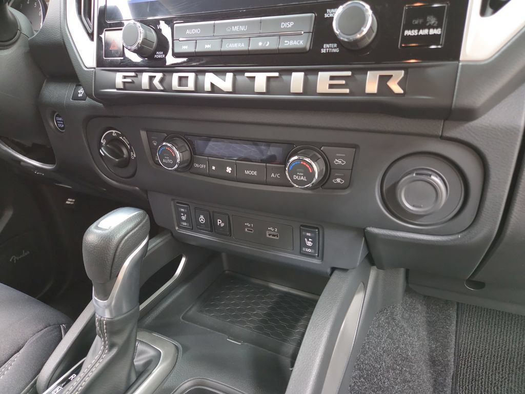 Used 2025 Nissan Frontier SV w/ SV Convenience Package AWD/4WD image 16