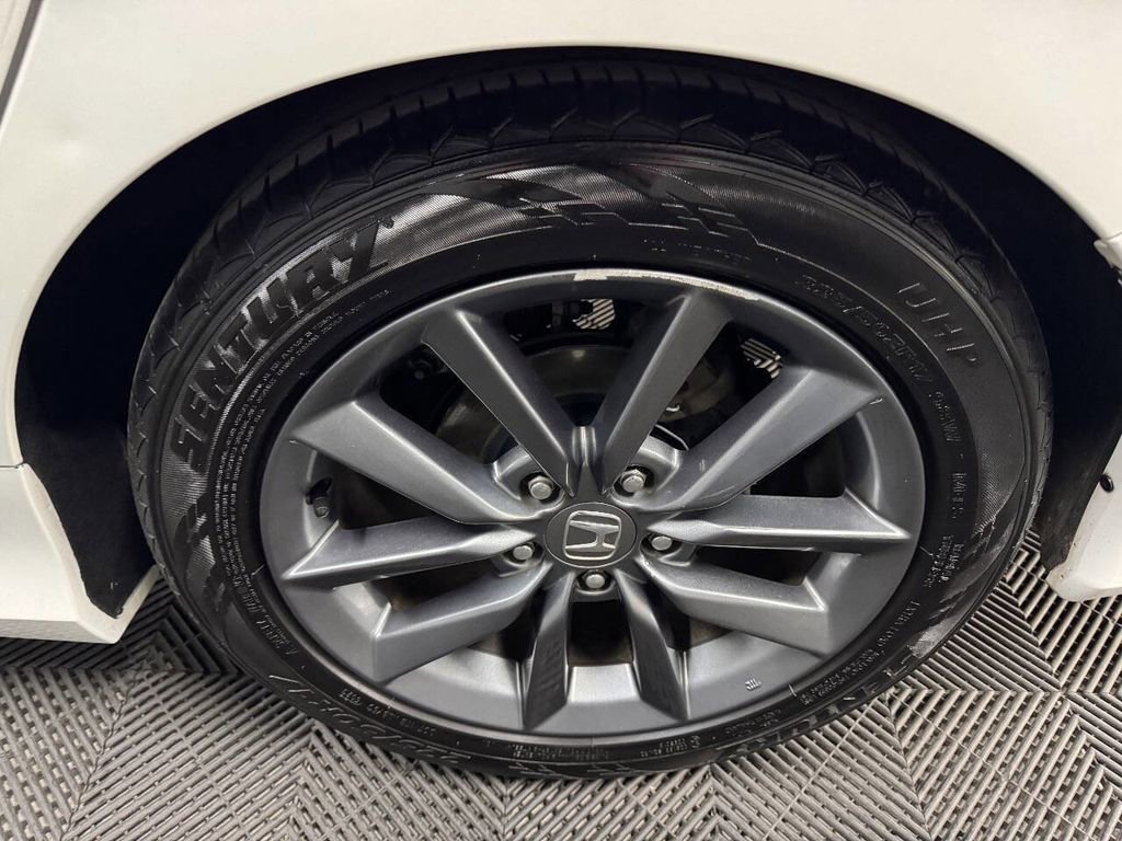 Used 2019 Honda Civic EX image 22