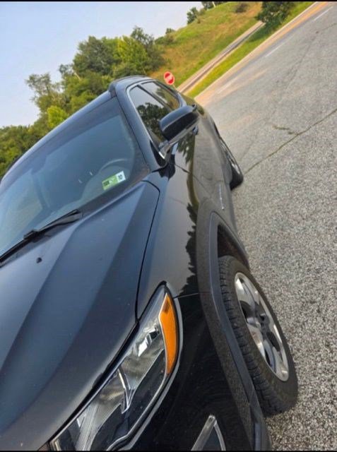 Used 2019 Jeep Compass Limited AWD/4WD image 7
