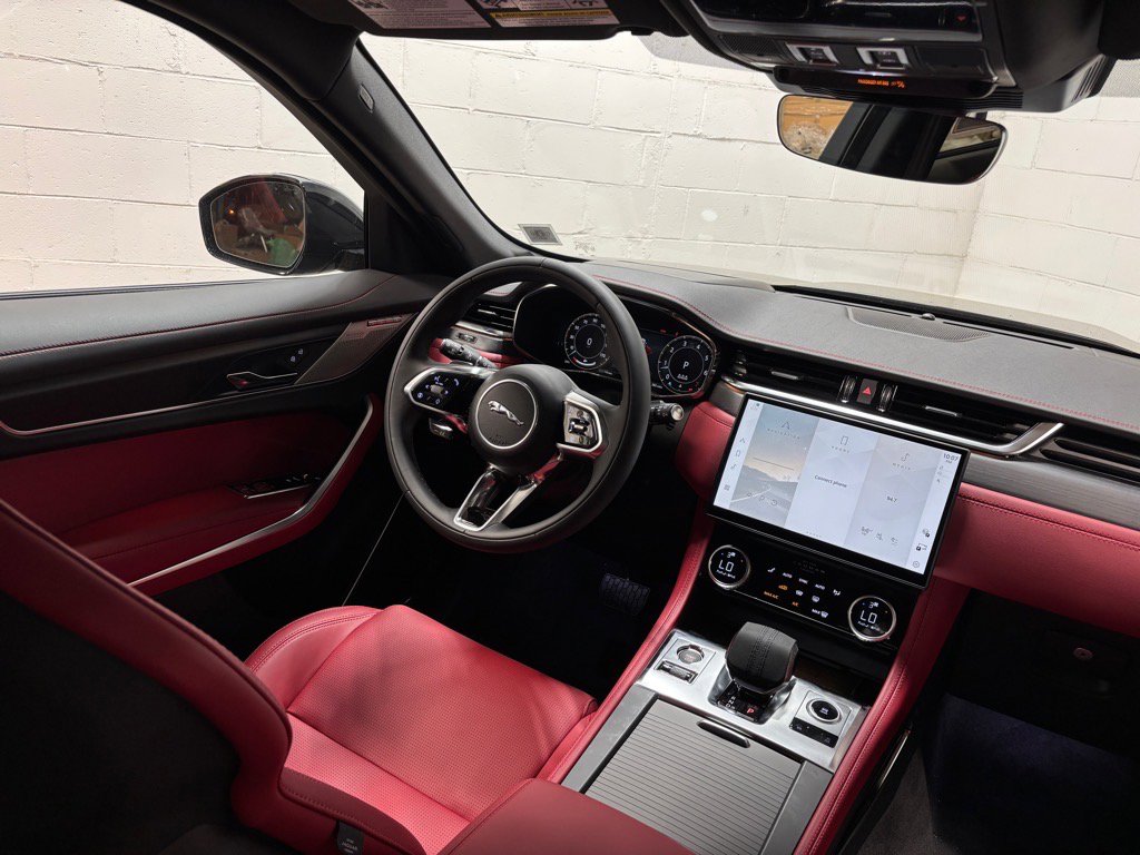 New 2026 Jaguar F-PACE R-Dynamic S image 34