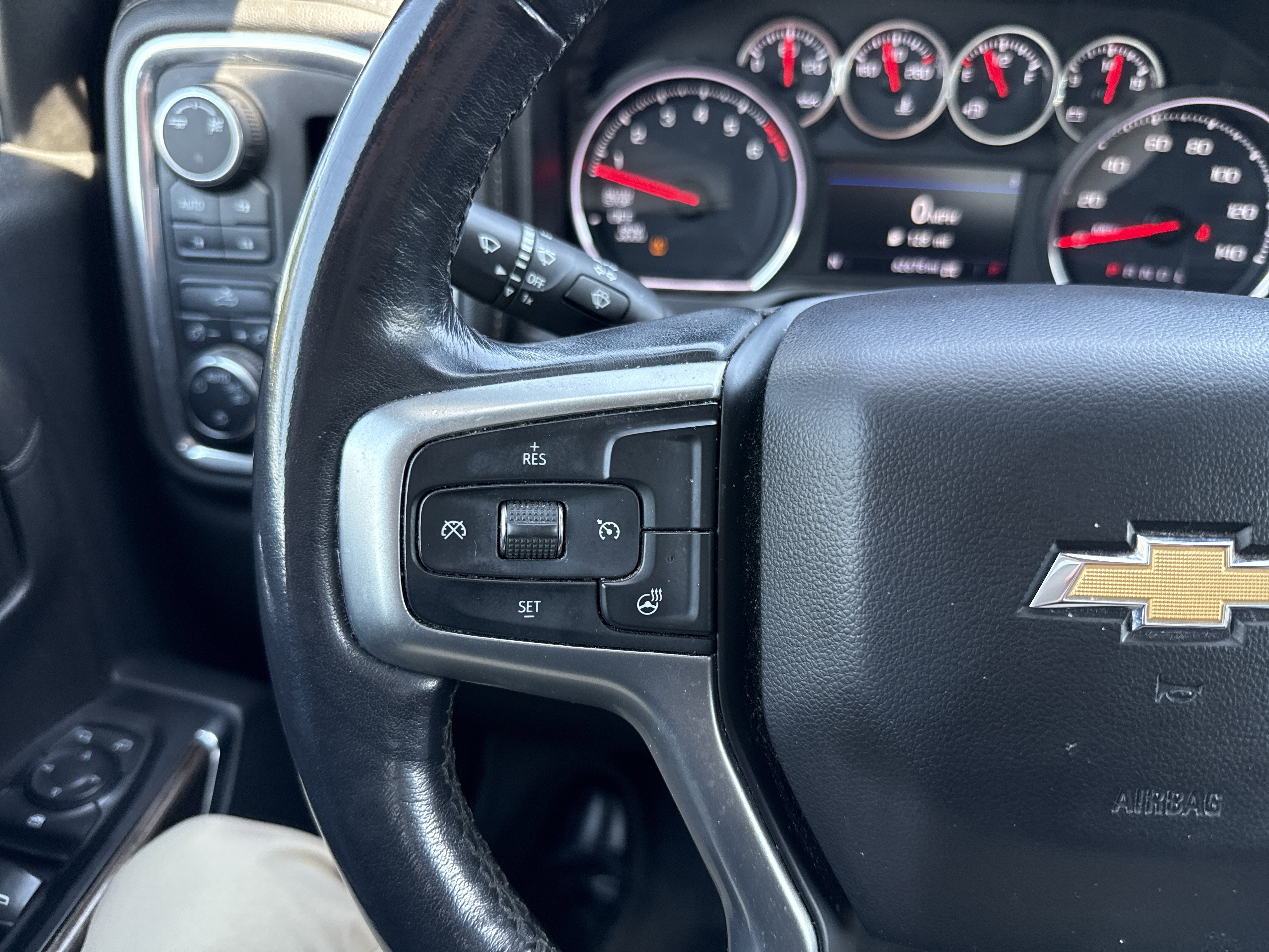Used 2019 Chevrolet Silverado 1500 LT w/ All-Star Edition AWD/4WD image 15