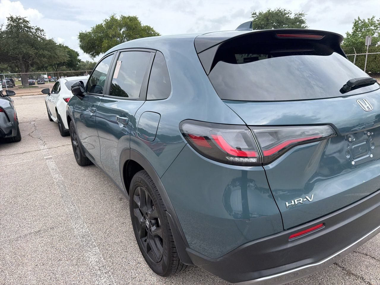 Used 2023 Honda HR-V Sport image 8