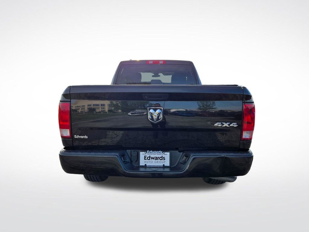Used 2019 RAM 1500 Express w/ Express Value Package AWD/4WD image 4