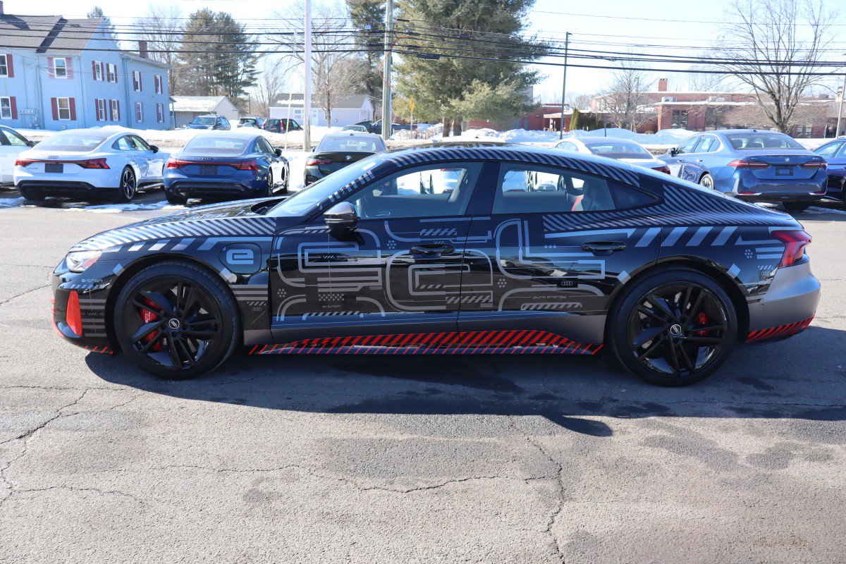 Used 2023 Audi RS e-tron GT image 8
