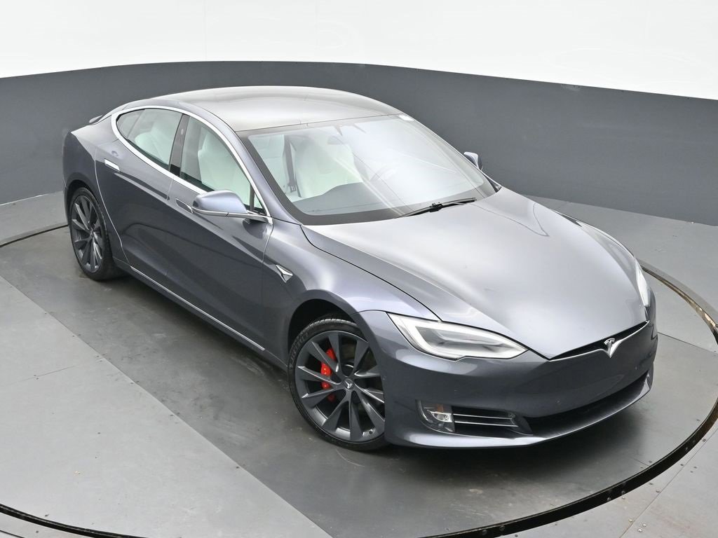 Used 2020 Tesla Model S Performance image 30