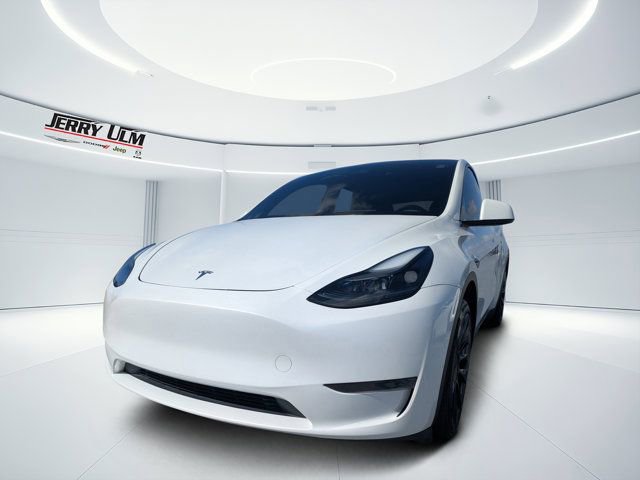 Used 2023 Tesla Model Y Long Range image 6