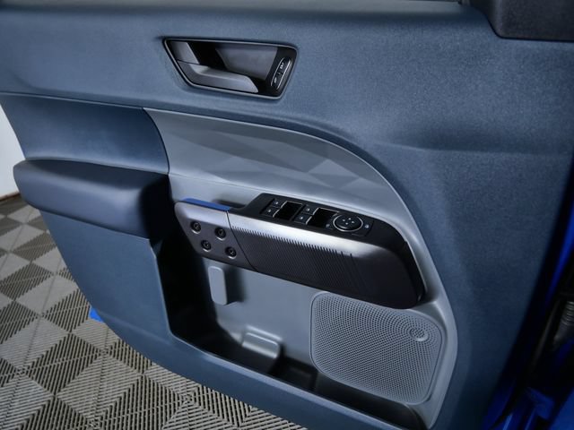Certified 2025 Ford Maverick Lobo AWD/4WD image 26