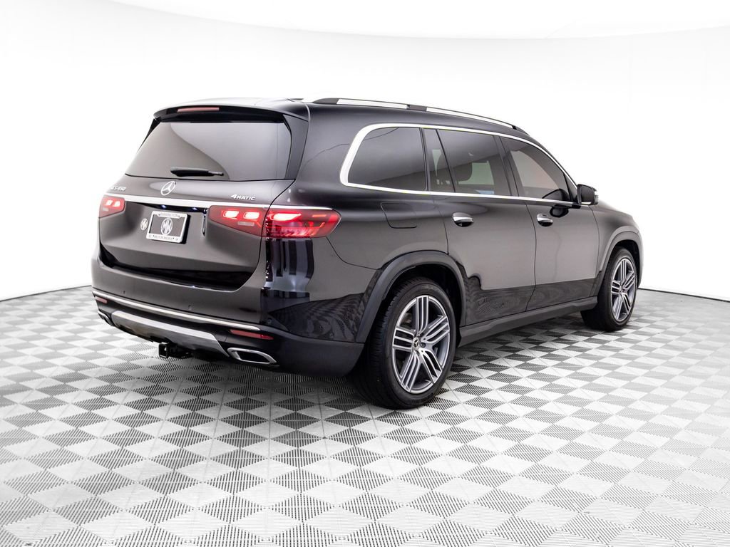 Used 2024 Mercedes-Benz GLS 450 4MATIC image 5