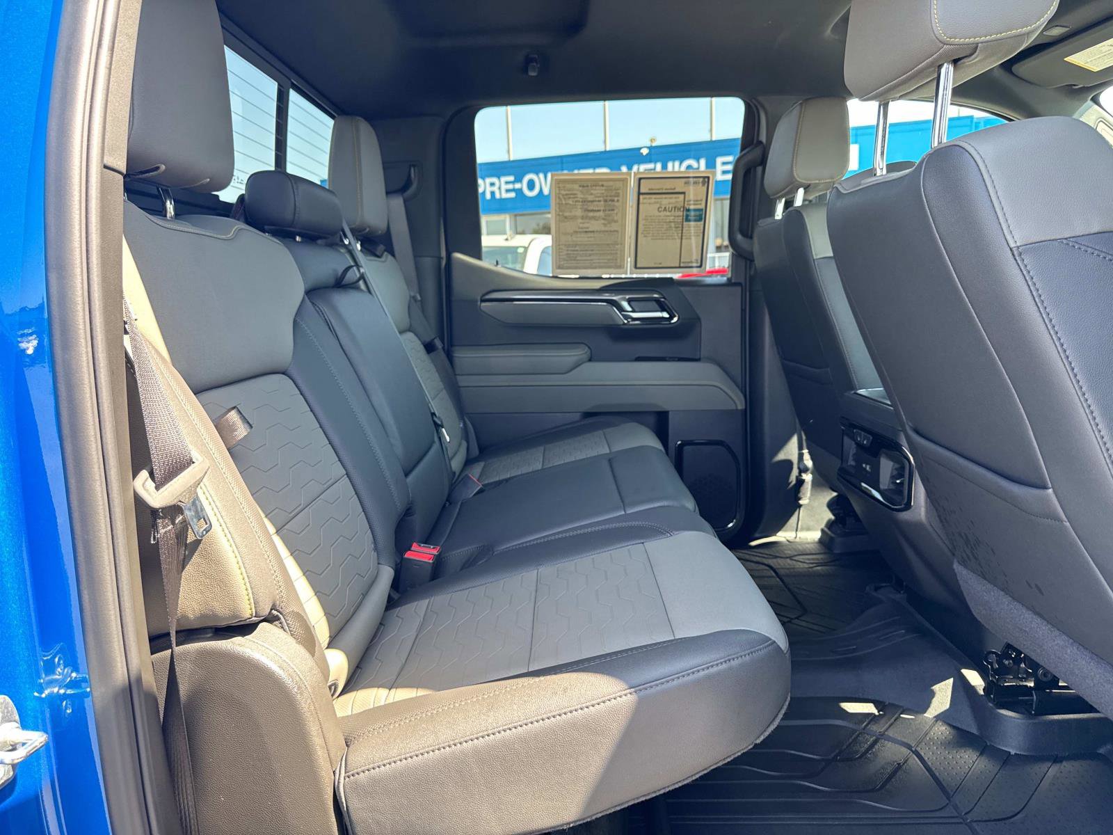 Used 2025 Chevrolet Silverado 1500 ZR2 w/ Technology Package image 23