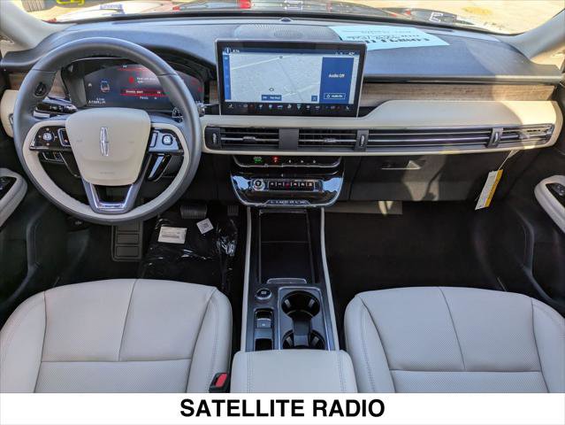 New 2025 Lincoln Corsair Reserve image 12