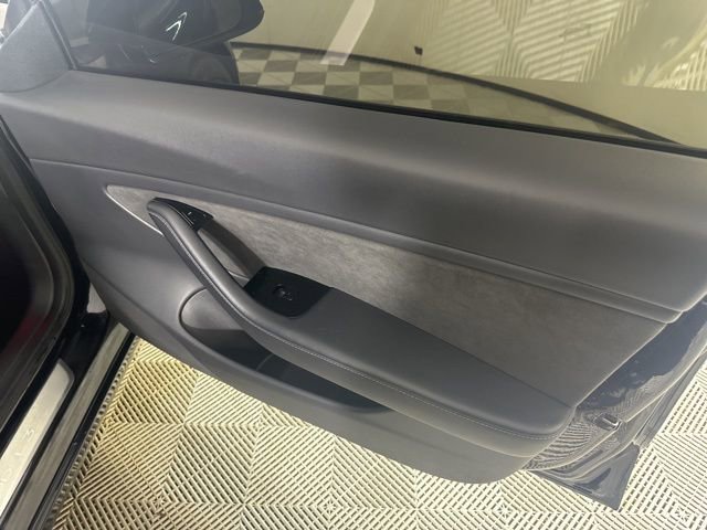 Used 2020 Tesla Model 3 Performance image 16