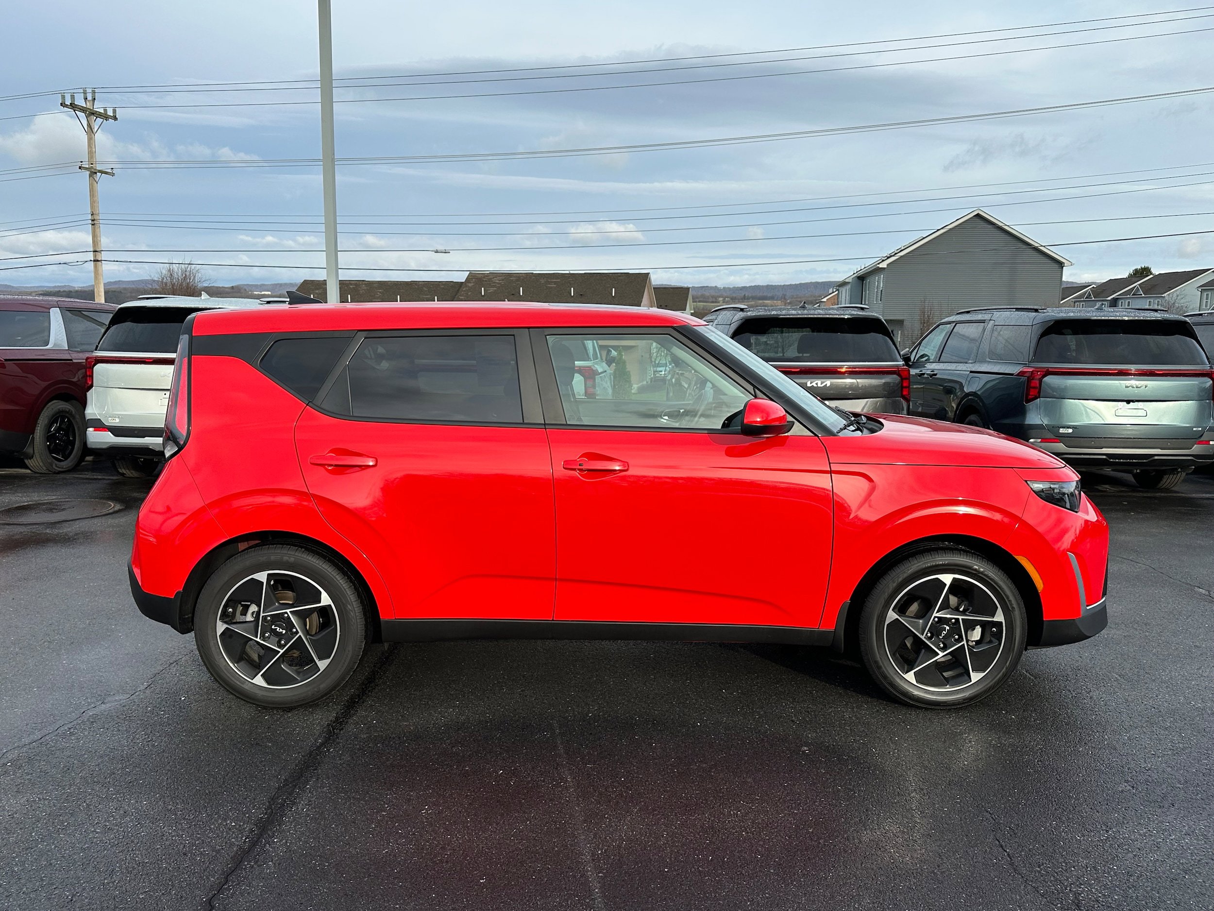 Used 2024 Kia Soul EX image 4