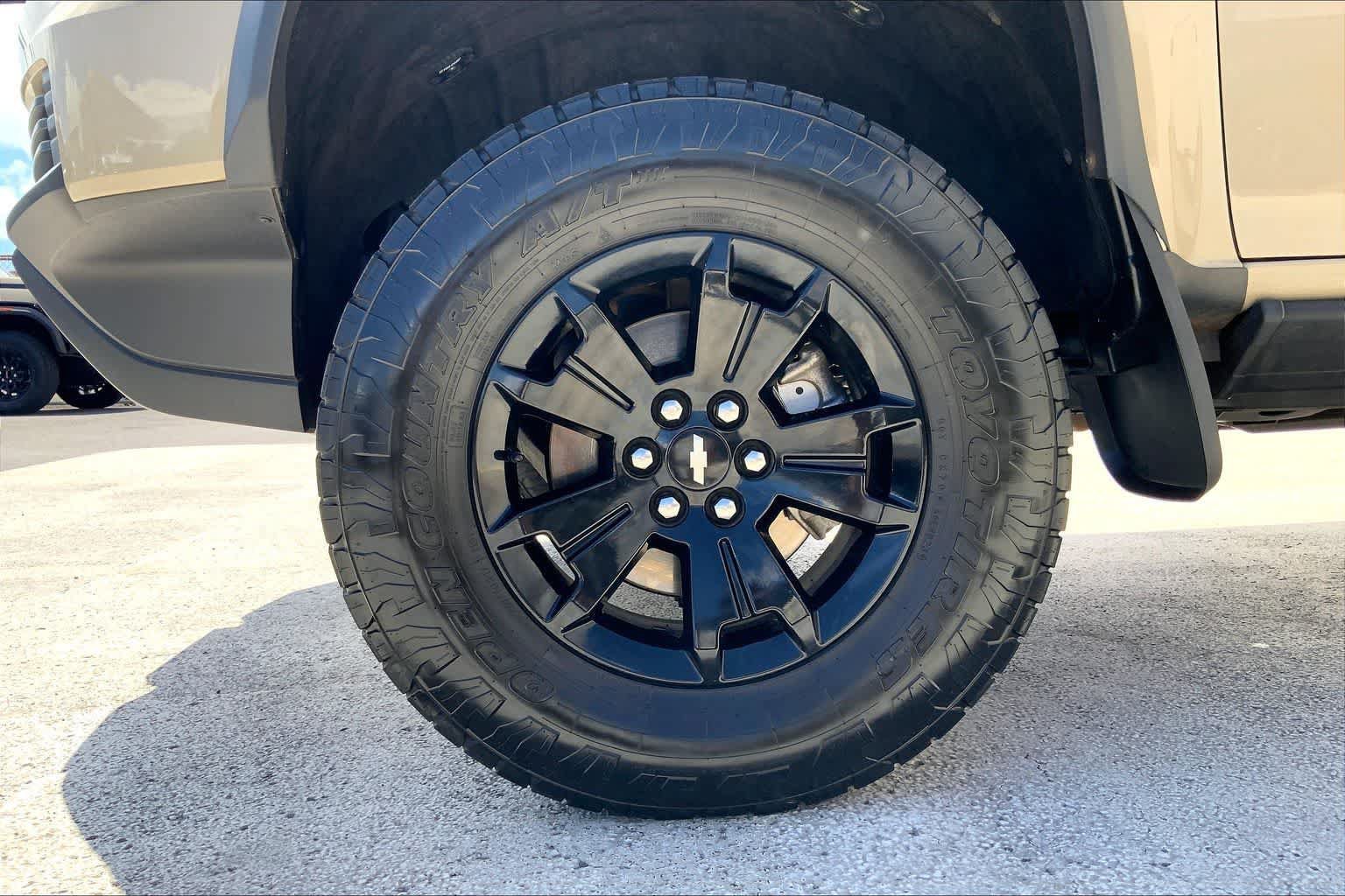 Used 2022 Chevrolet Colorado ZR2 w/ ZR2 Dusk Special Edition AWD/4WD image 8