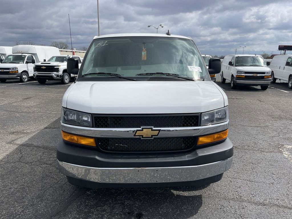 New 2026 Chevrolet Express 2500 w/ Driver Convenience Package RWD image 3