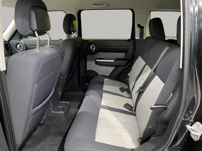 Used 2010 Dodge Nitro SXT w/ Trailer Tow Group AWD/4WD image 16