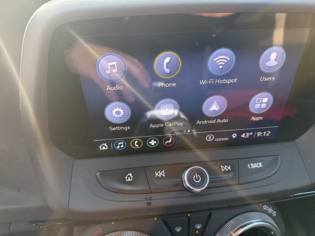 Used 2023 Chevrolet Camaro LT w/ Technology Package image 9