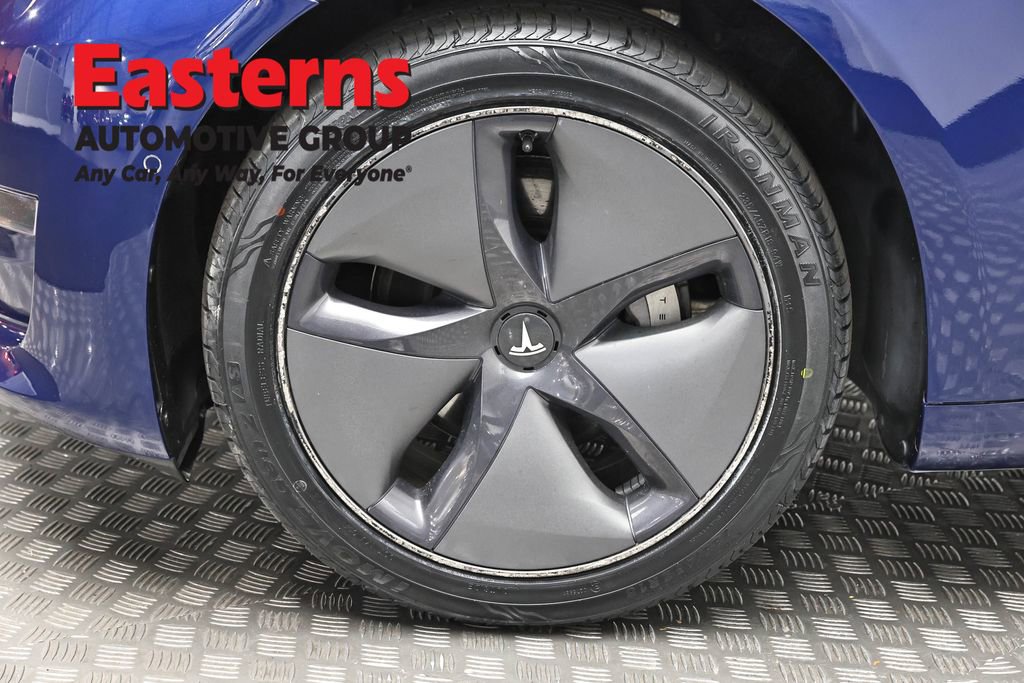 Used 2019 Tesla Model 3 Standard Range image 26