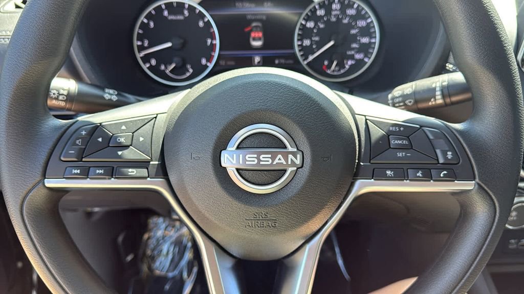 Certified 2025 Nissan Sentra SV w/ Trunk Package image 30