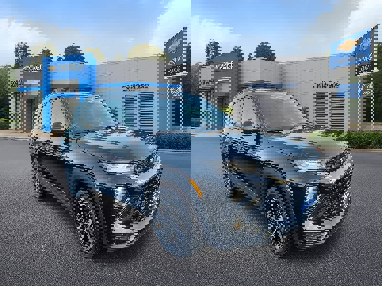 Used 2022 Chevrolet TrailBlazer RS AWD/4WD image 2