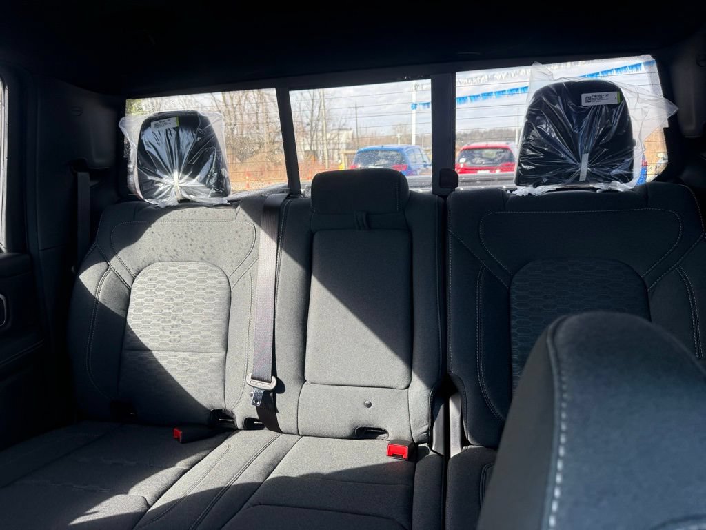 New 2026 RAM 1500 Big Horn AWD/4WD image 38