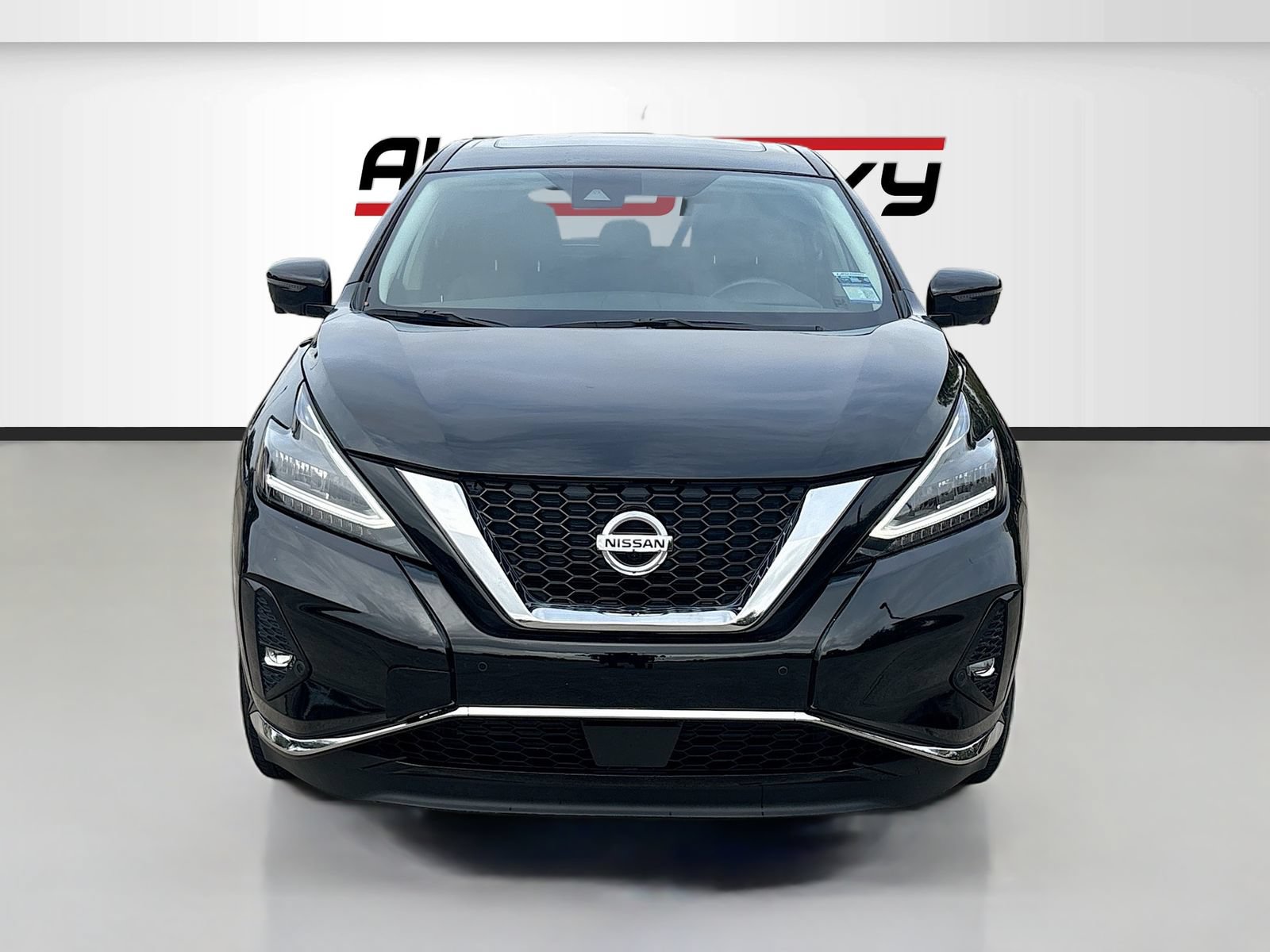 Used 2024 Nissan Murano SL FWD image 2