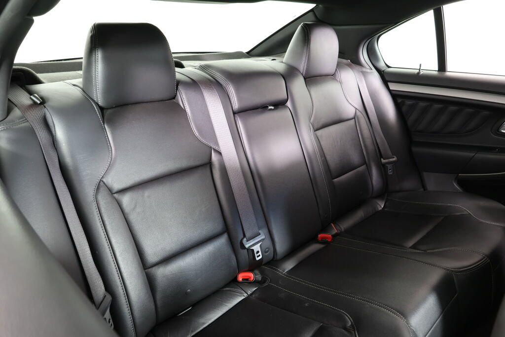 Used 2017 Ford Taurus SEL image 20