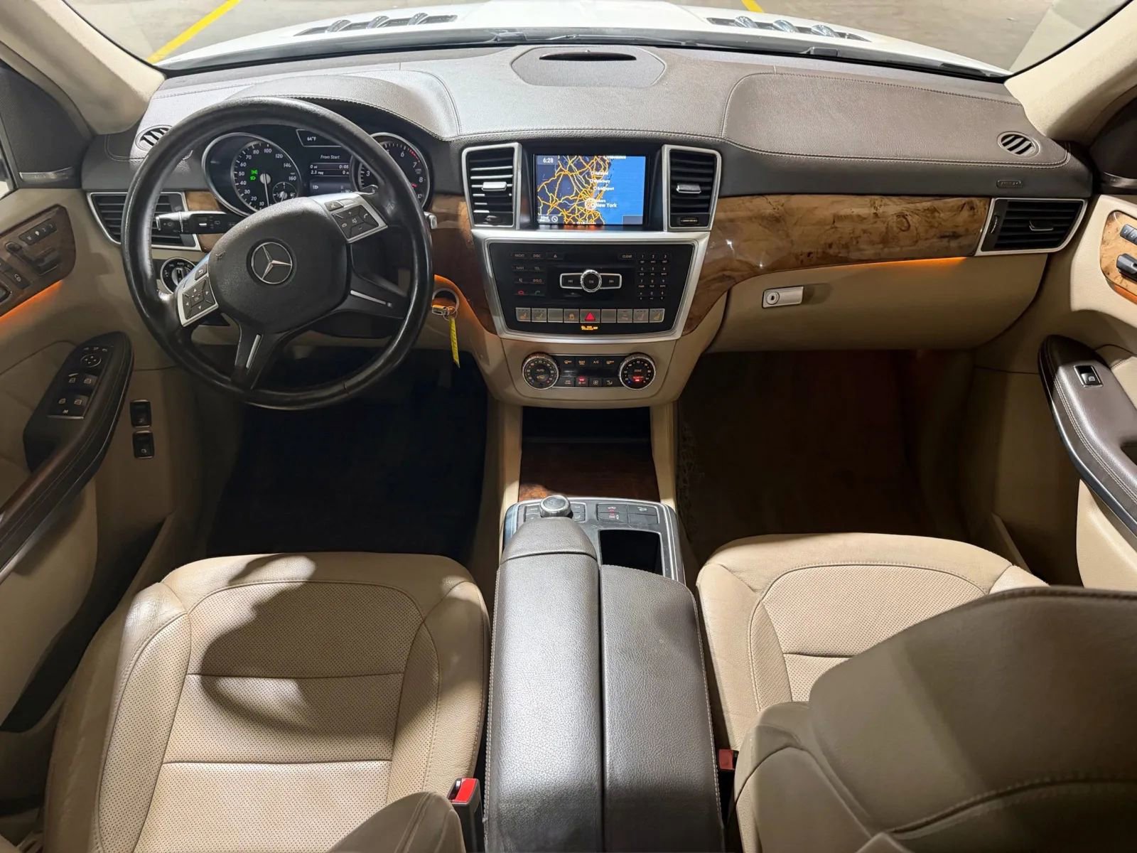 Used 2015 Mercedes-Benz GL 550 4MATIC image 8