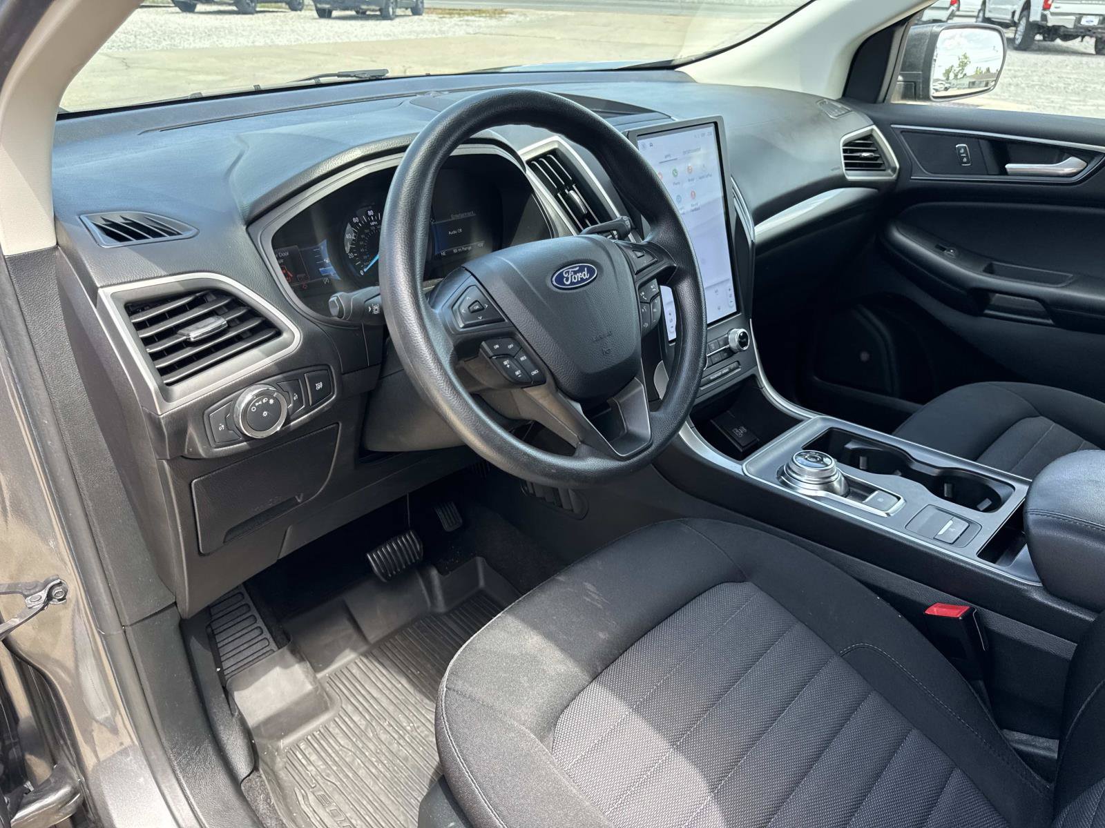 Used 2022 Ford Edge SE AWD/4WD image 17