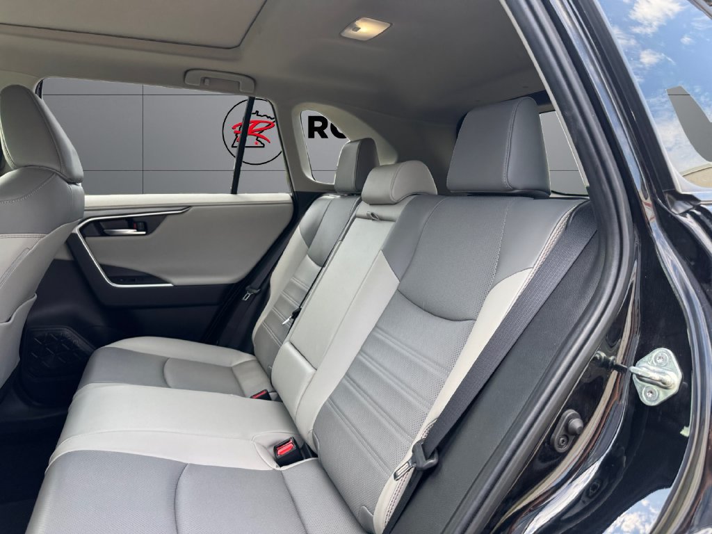 Certified 2024 Toyota RAV4 Limited w/ Advanced Technology Package AWD/4WD image 18