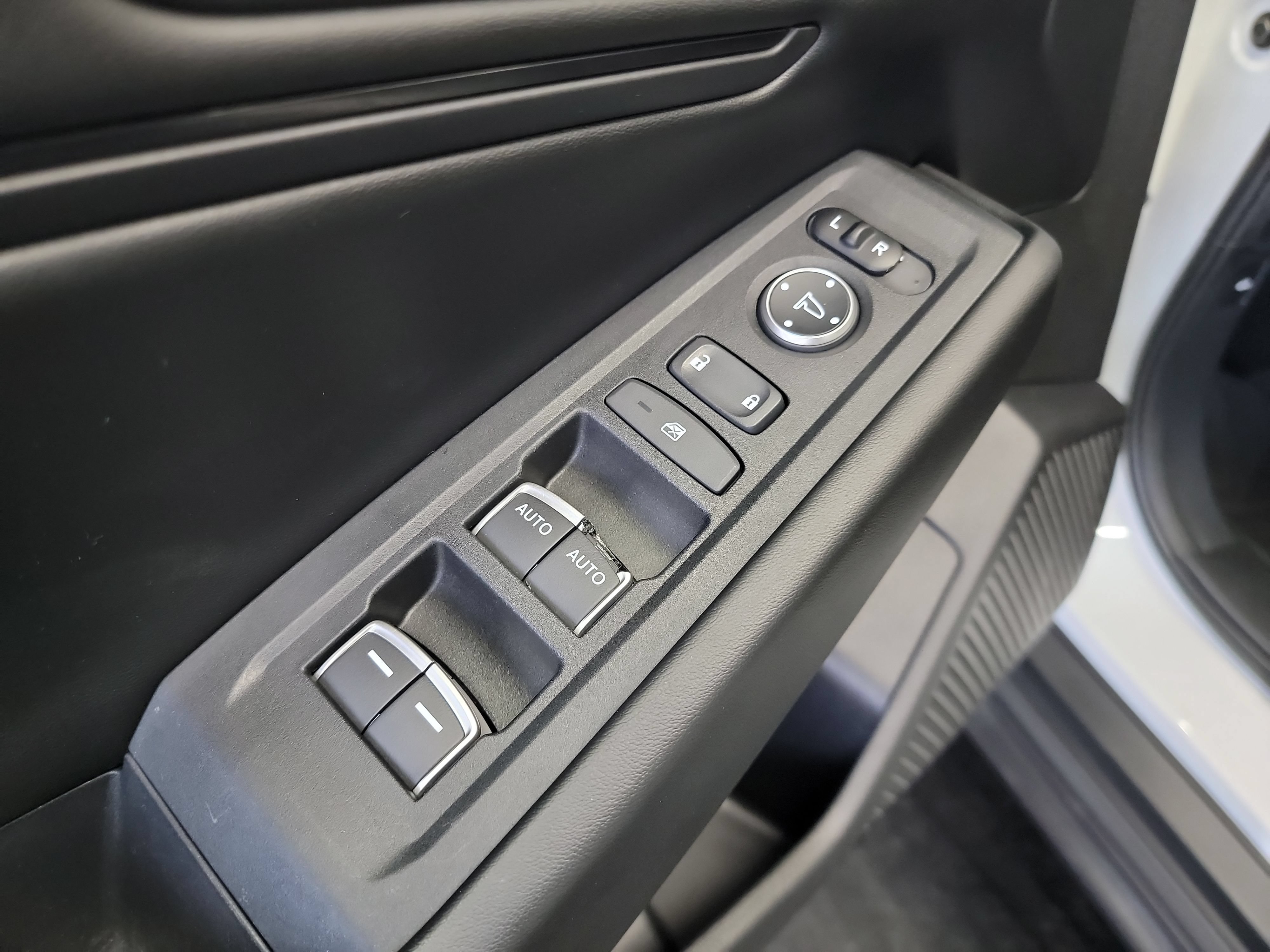 Certified 2023 Honda Accord EX image 14