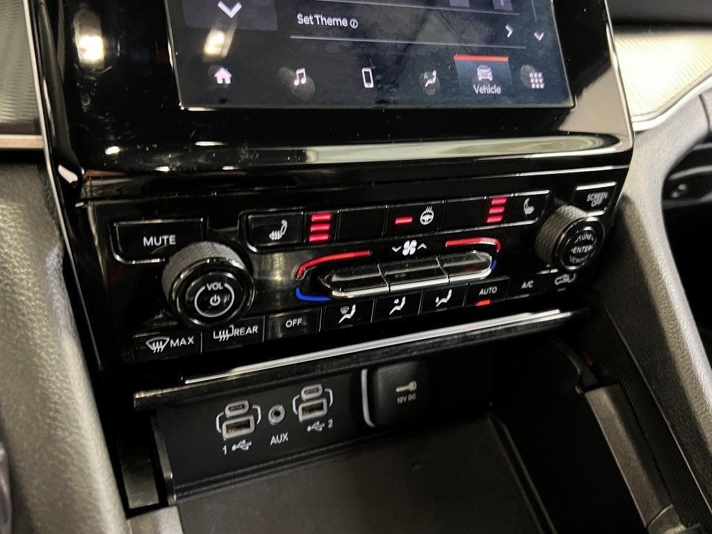 Certified 2024 Jeep Grand Cherokee L Altitude image 47