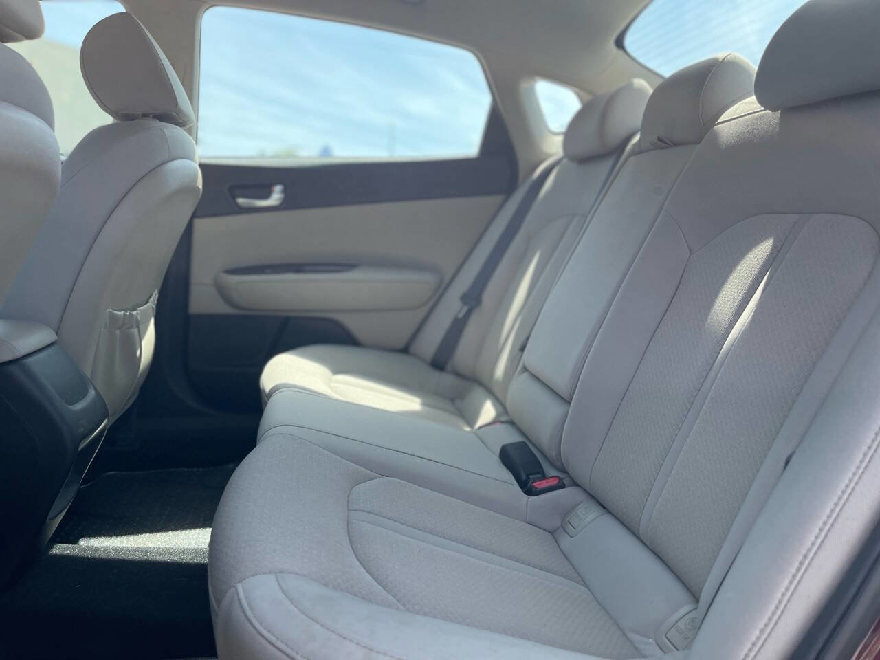 Used 2016 Kia Optima LX image 20