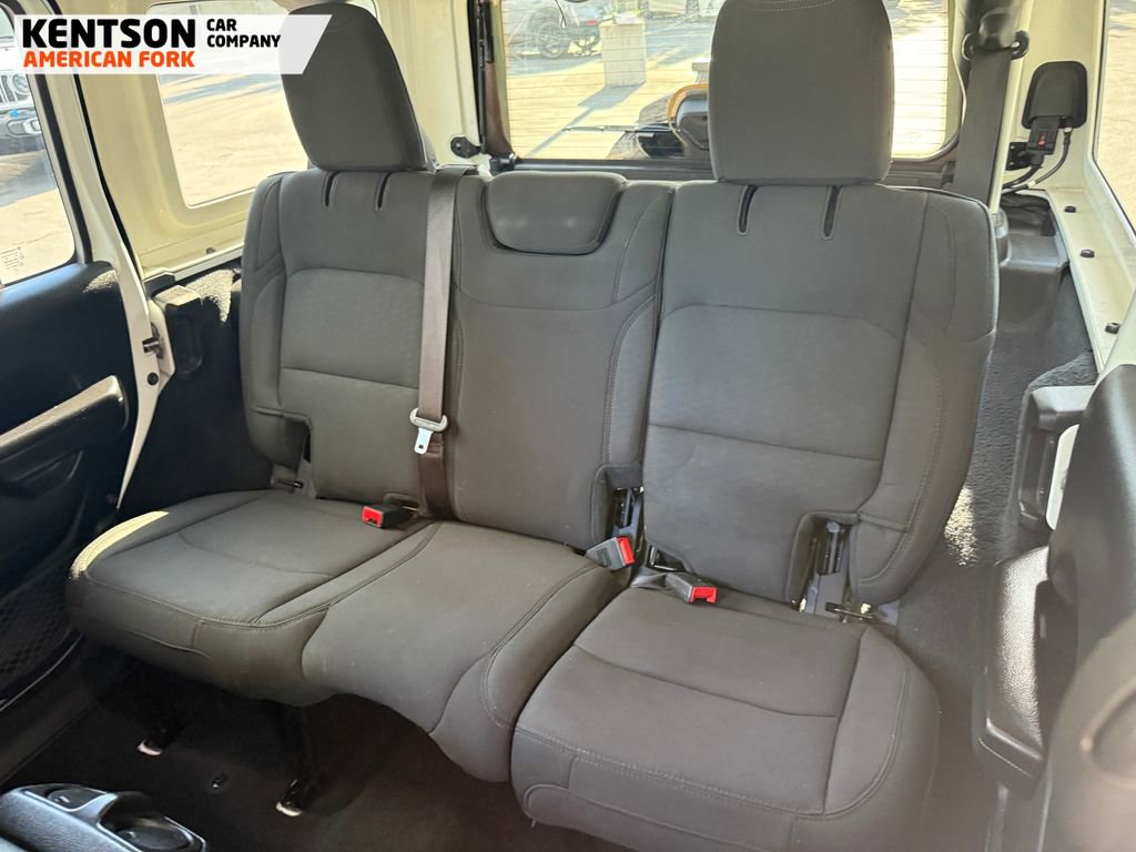 Used 2020 Jeep Wrangler Unlimited Sport image 29