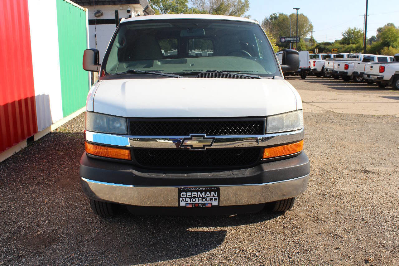 Used 2013 Chevrolet Express 3500 LT w/ LT Preferred Equipment Group image 2