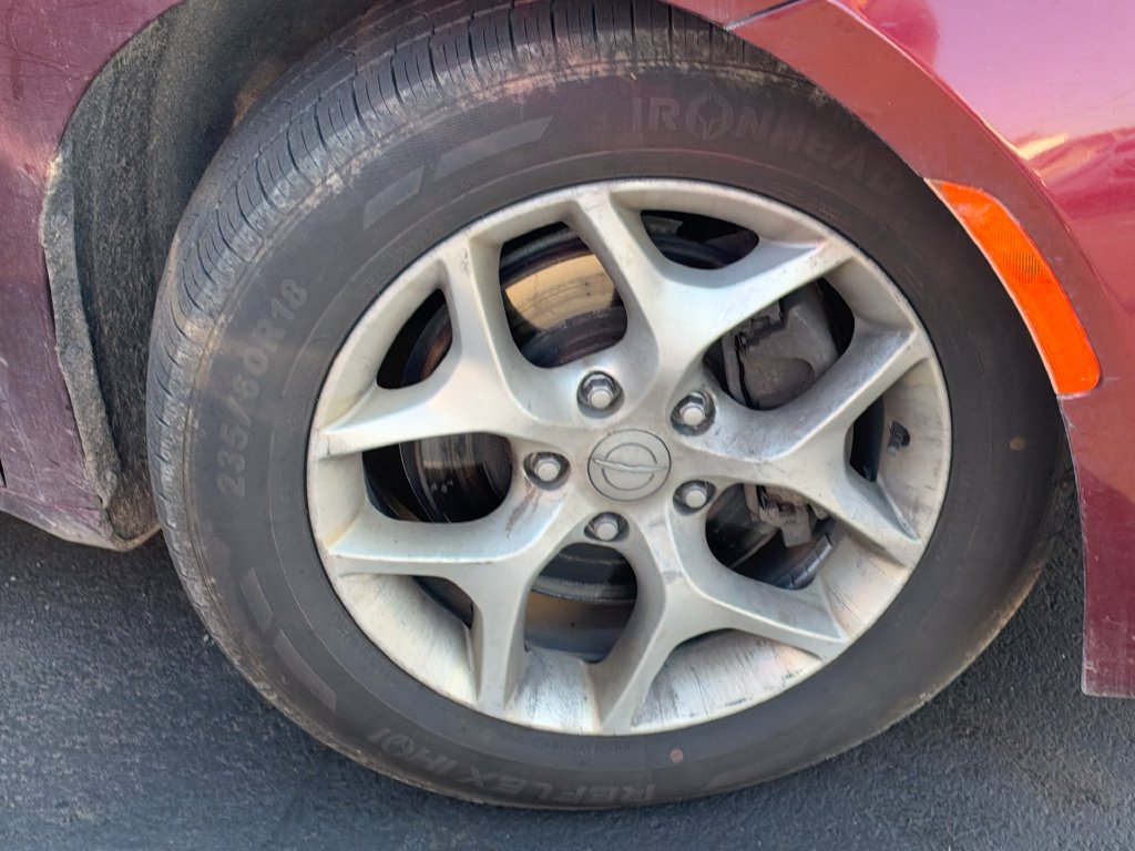 Used 2017 Chrysler Pacifica Touring Plus w/ Tire & Wheel Group FWD image 9