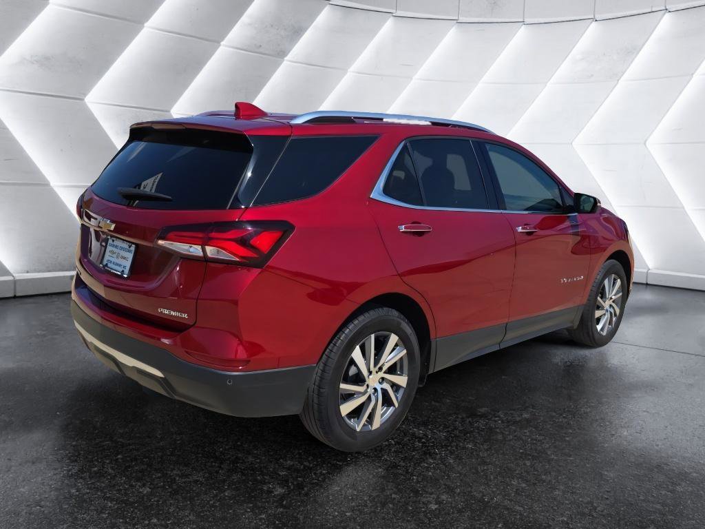 Used 2024 Chevrolet Equinox Premier FWD image 5