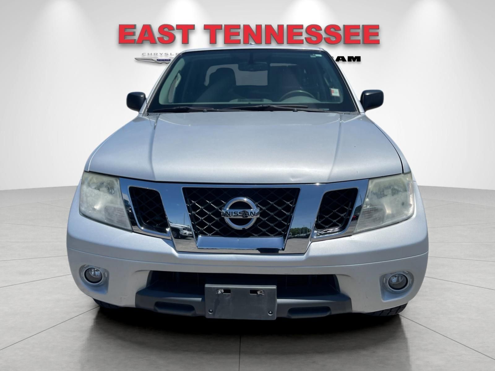 Used 2016 Nissan Frontier SV w/ SV Value Truck Package AWD/4WD image 9