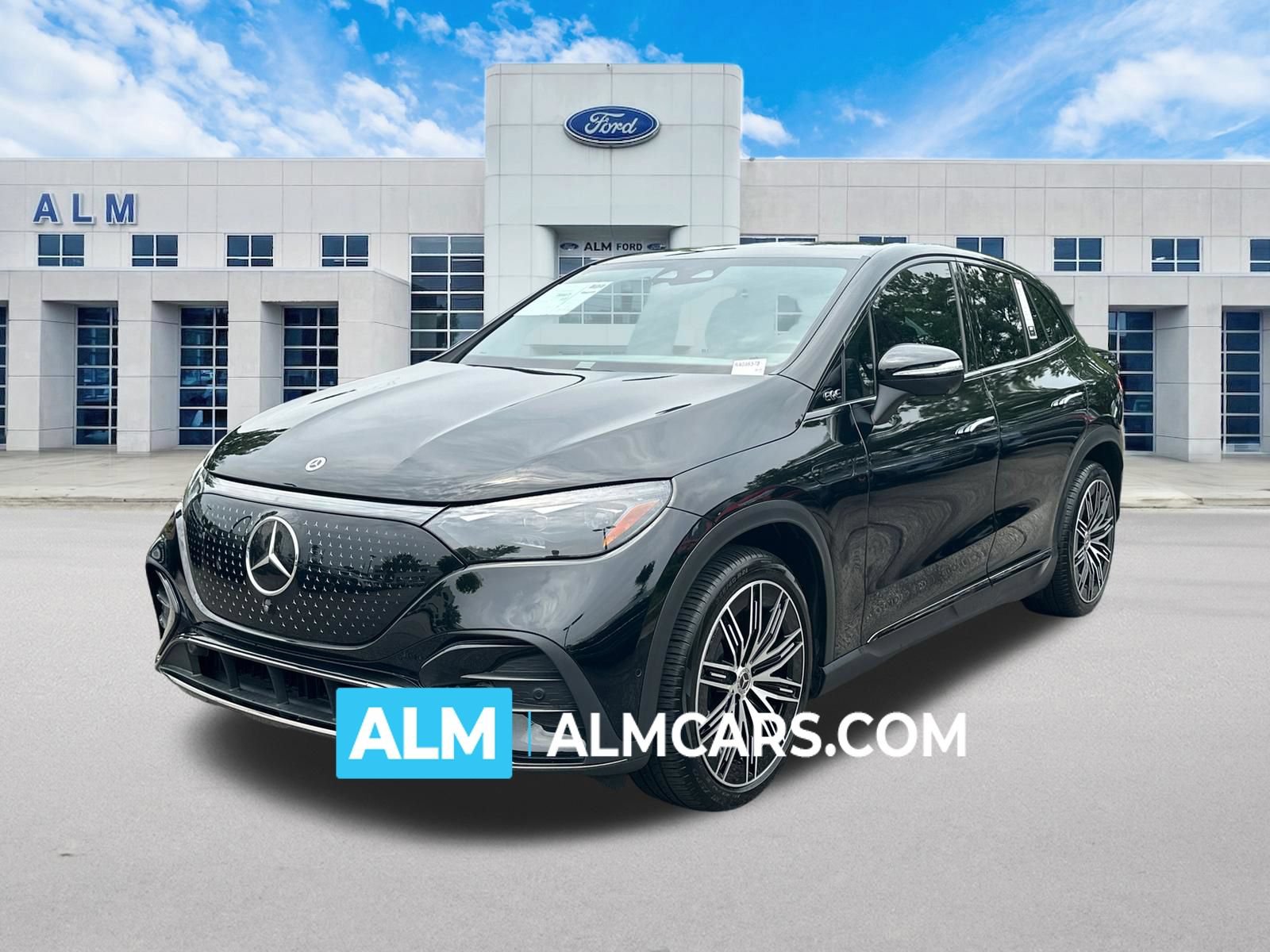 Used 2024 Mercedes-Benz EQE 350+ 4MATIC SUV w/ AMG Line Exterior Package image 1