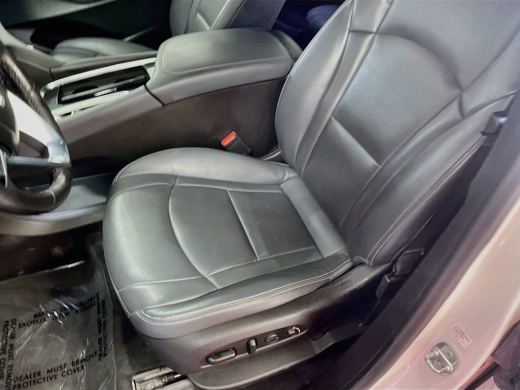 Used 2022 Buick Enclave Premium w/ Surround and Sites Package AWD/4WD image 20