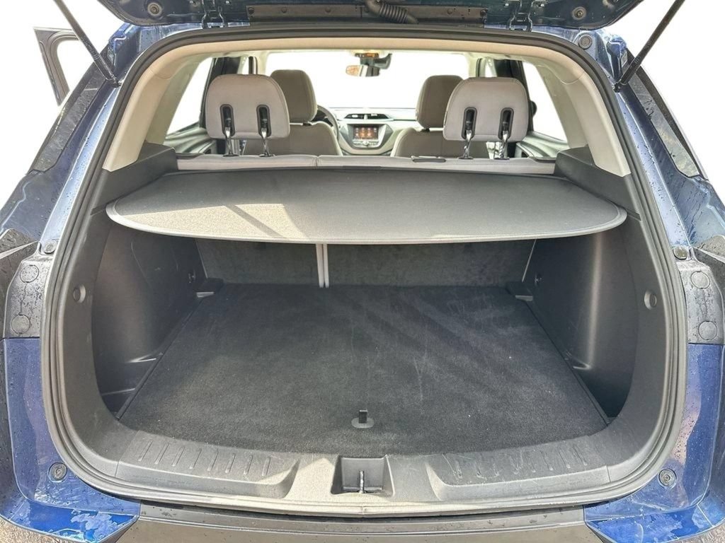 Used 2023 Chevrolet TrailBlazer LT FWD image 18