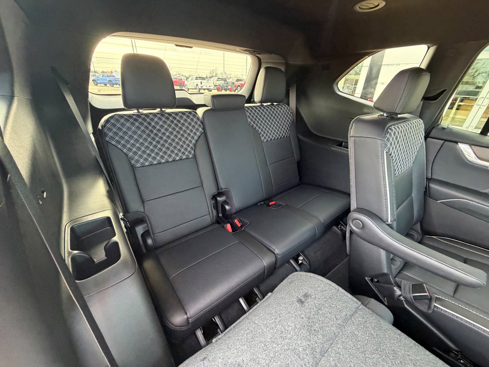 New 2026 GMC Acadia Denali w/ Super Cruise Package image 33