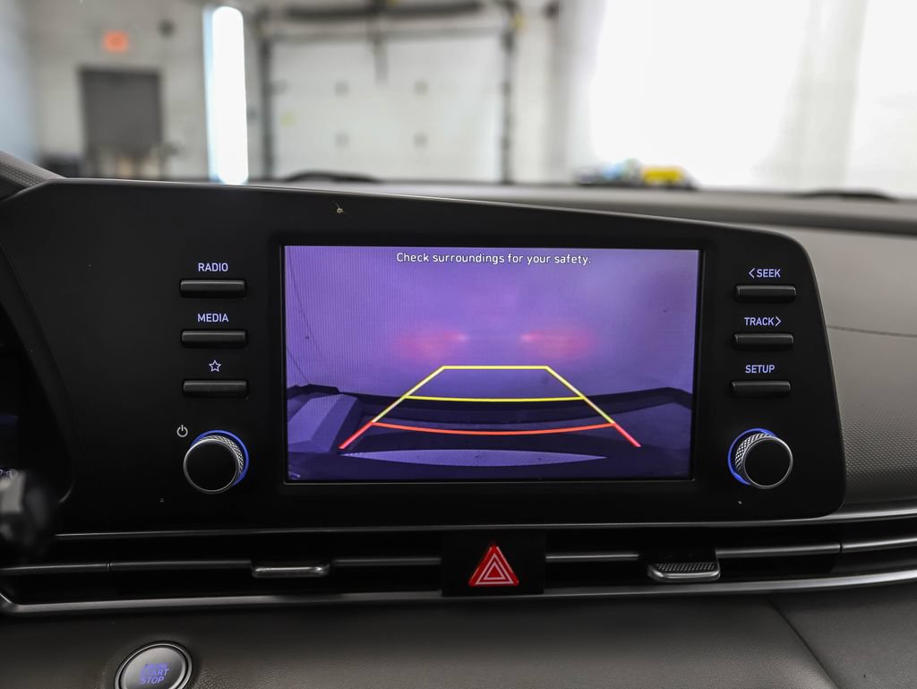 Used 2023 Hyundai Elantra SEL FWD image 17