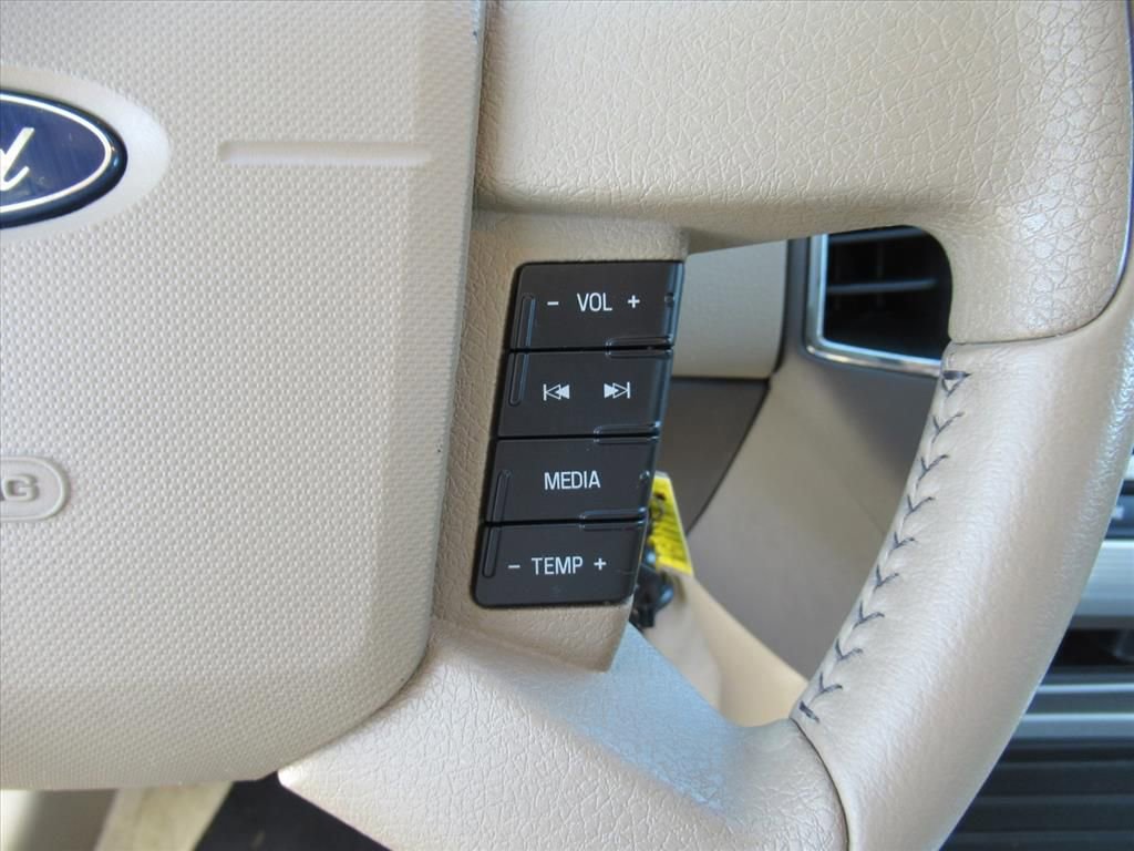 Used 2007 Ford Edge SEL image 18