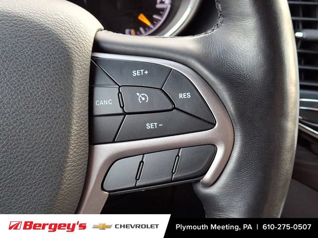 Used 2022 Jeep Grand Cherokee Laredo X AWD/4WD image 26