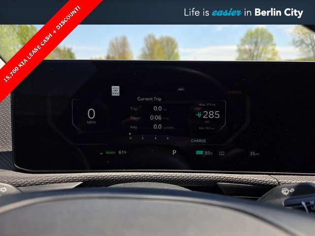 New 2025 Kia EV6 Wind image 28