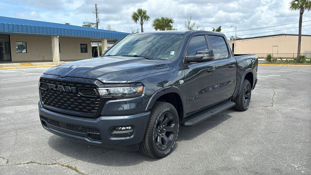 New 2026 RAM 1500 4x4 Crew Cab video 2