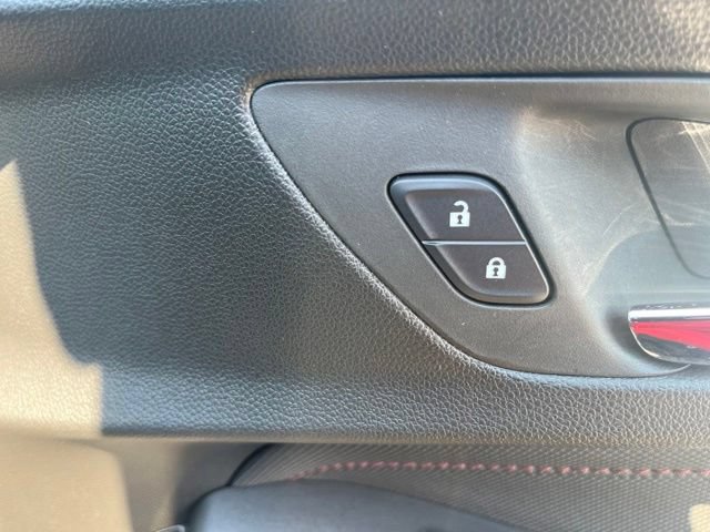 Used 2022 Chevrolet TrailBlazer RS AWD/4WD image 40
